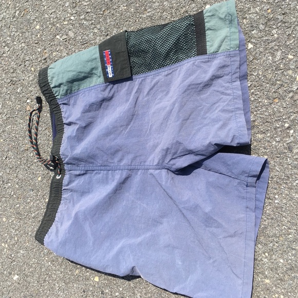 VTG 90s TOMMY OUTDOORS MENS SHORTS SIZE SMALL - Picture 2 of 5